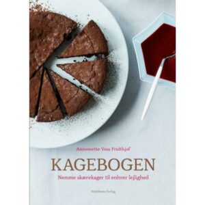 KAGEBOGEN AF ANNEMETTE VOSS + 2 POSER KAGEMEL FRA SKÆRTOFT MØLLE